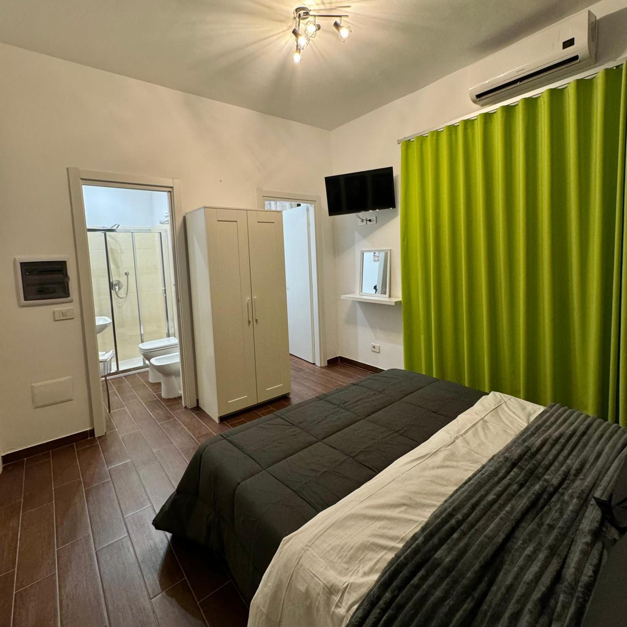 Enotria Bnb Bed & Breakfast Reggio di Calabria Luaran gambar